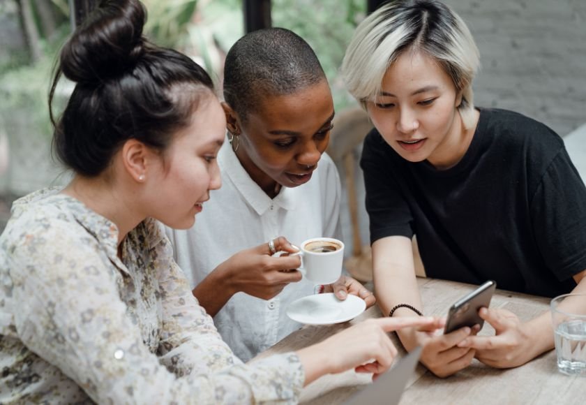 How to Download Me88 Live TV for PC